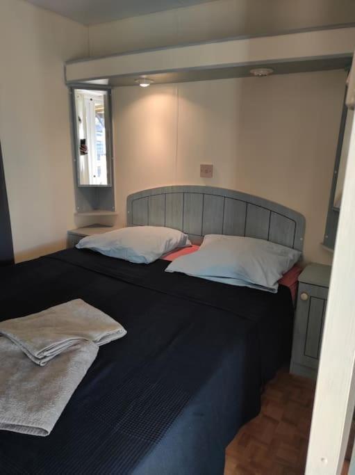 Mobil-Home Dans Un Beau Cadre A 15 Km Des Plages. ลูเนล ภายนอก รูปภาพ